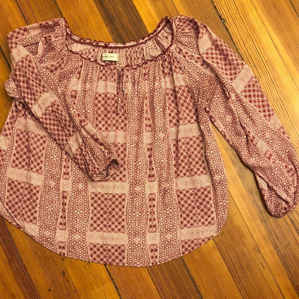 Abercrombie & Fitch Printed 3/4 Sleeve Top